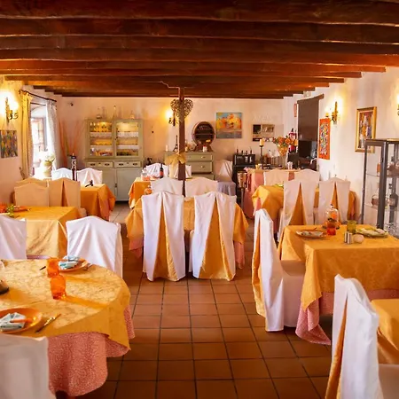 Rural La Casona Santo Domingo Siglo Xvi فندق غيمار